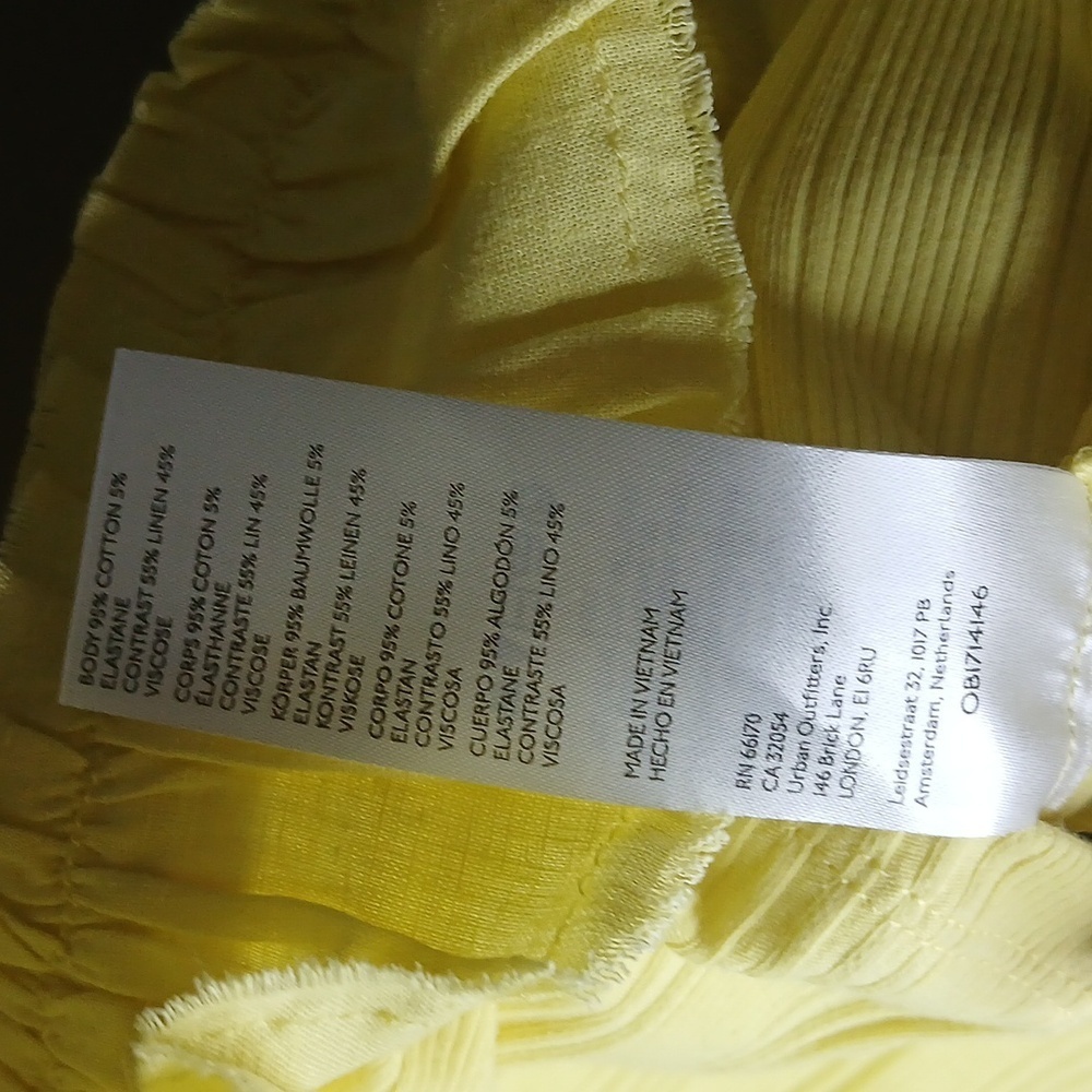 PILCRO Yellow Ruffled Sleeveless Top - Picture 9 of 12